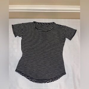 Madewell stripped black and white Shirt womans Size XxSmall